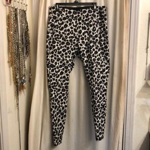 Animal print Allie skinny pants